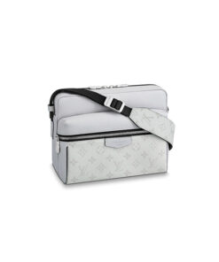 LV Outdoor Messenger