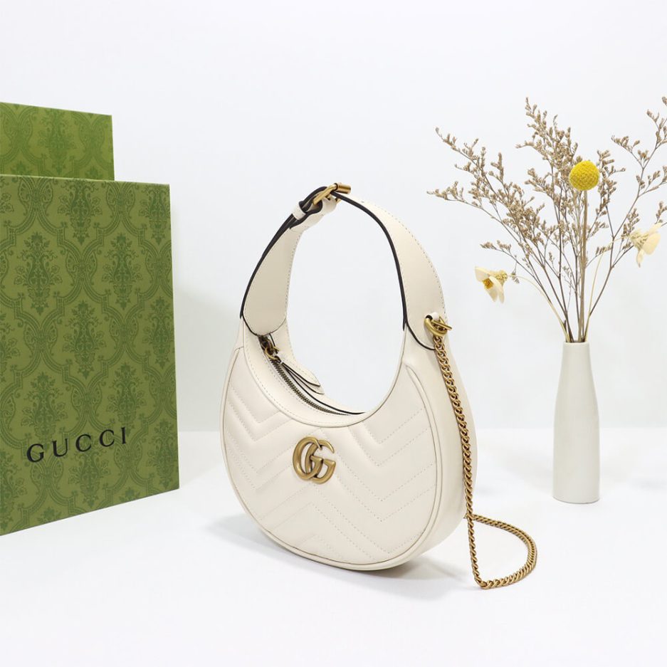 GG Marmont half-moon-shaped mini bag - Image 3