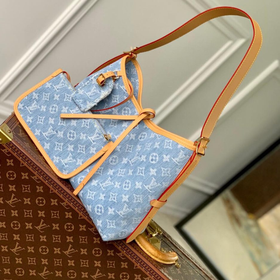 LV CarryAll PM - Image 3