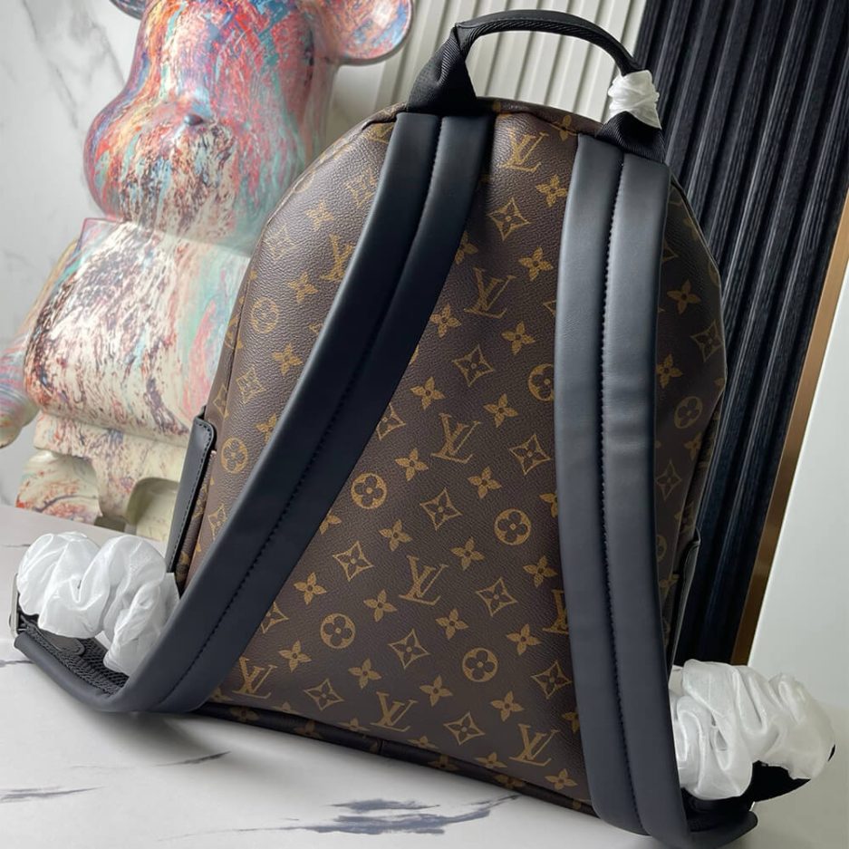 LV Discovery Backpack PM - Image 4