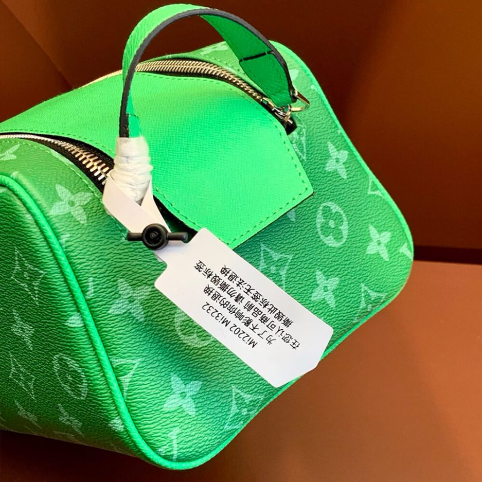 LV Dopp Kit - Image 4