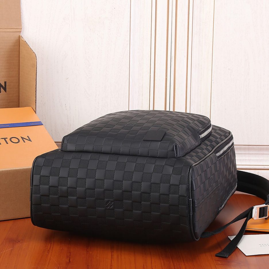 LV Avenue Backpack - Image 5