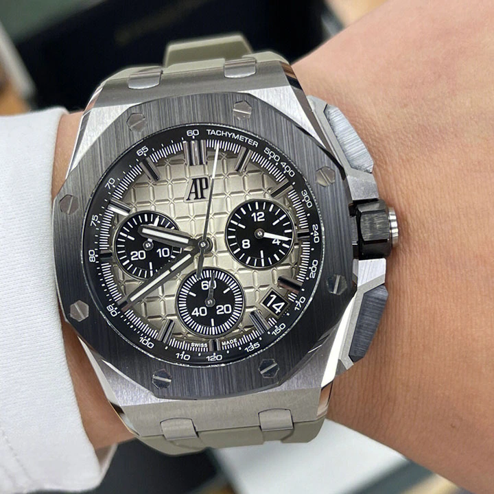 ROYAL OAK OFFSHORE SELFWINDING CHRONOGRAPH Ref. 26420SO.OO.A600CA.01(AAAAA version) - Image 4