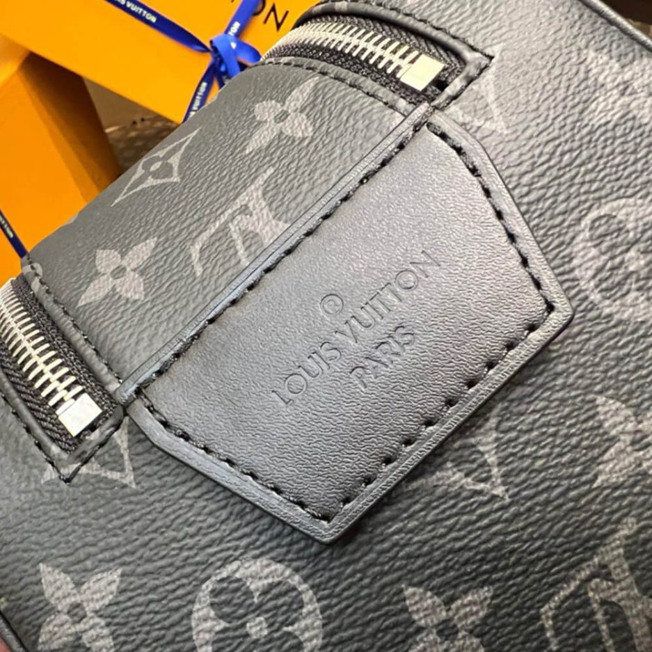 LV Dopp Kit - Image 6