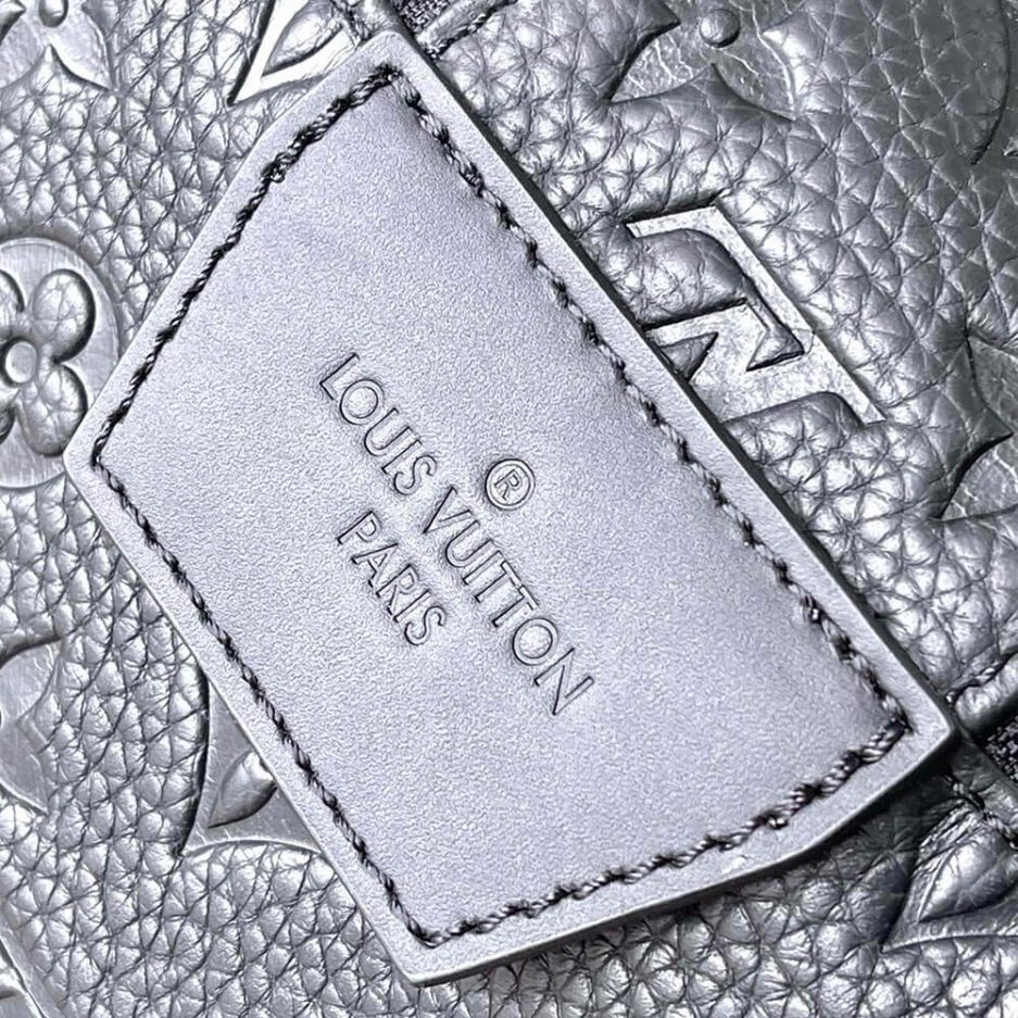 LV Dopp Kit - Image 6