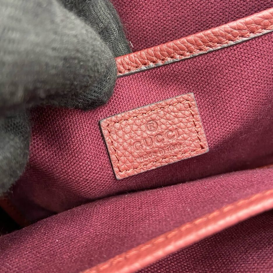 GUCCI SMALL TOTE BAG WITH HOOK CLOSURE - Image 7