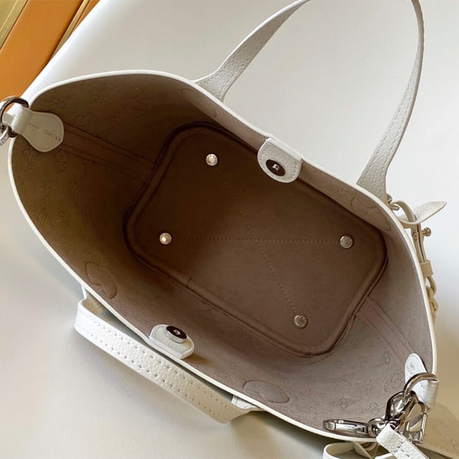 LV Blossom PM - Image 8