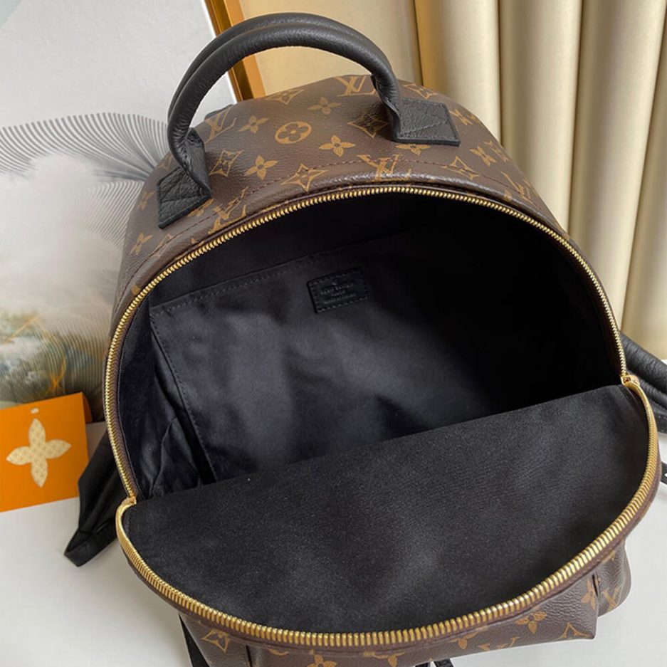 Louis Vuitton PALM SPRINGS MM - Image 8