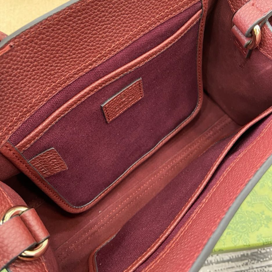 GUCCI SMALL TOTE BAG WITH HOOK CLOSURE - Image 8