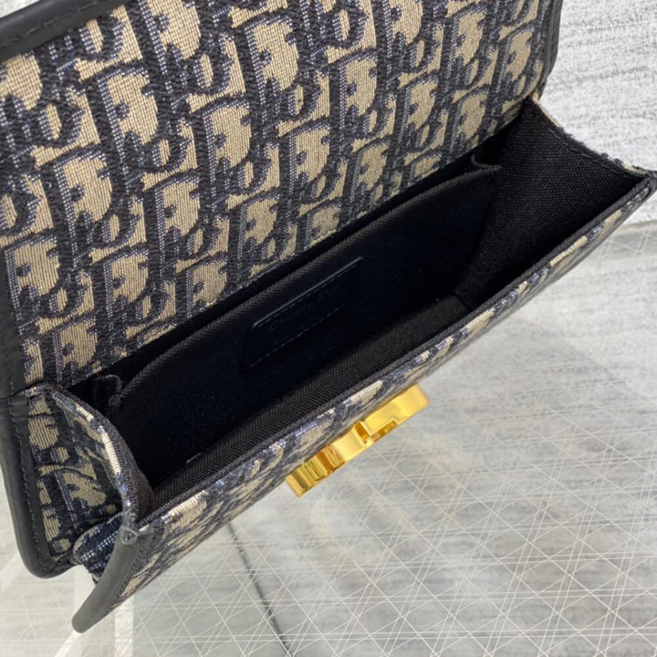 Dior 30 Montaigne East-West Bag with Chain - Image 8