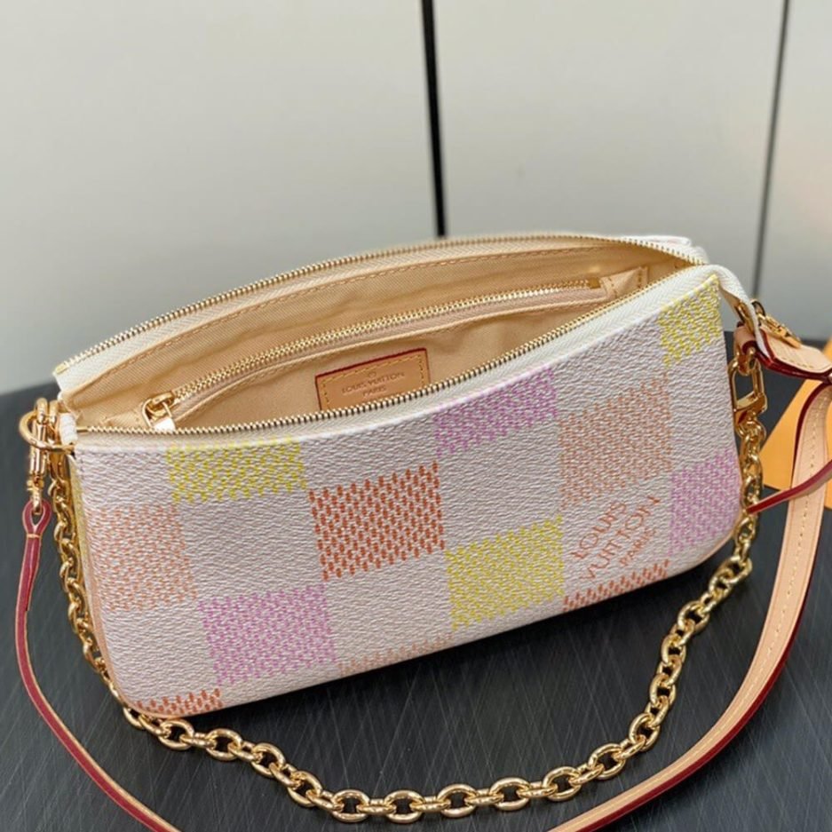 LV Pochette Accessoires - Image 8