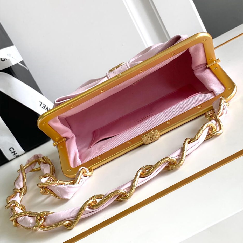 CHANEL Large Clutch With Chain(high-end grade) - Image 8